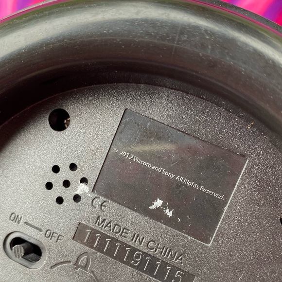 Y2k 2012 vintage victorious alarm clock - Picture 9 of 11